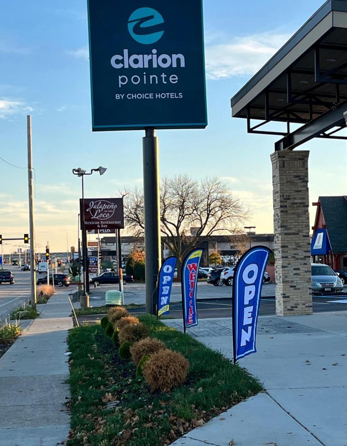 Clarion Pointe Hotell Milwaukee Eksteriør bilde