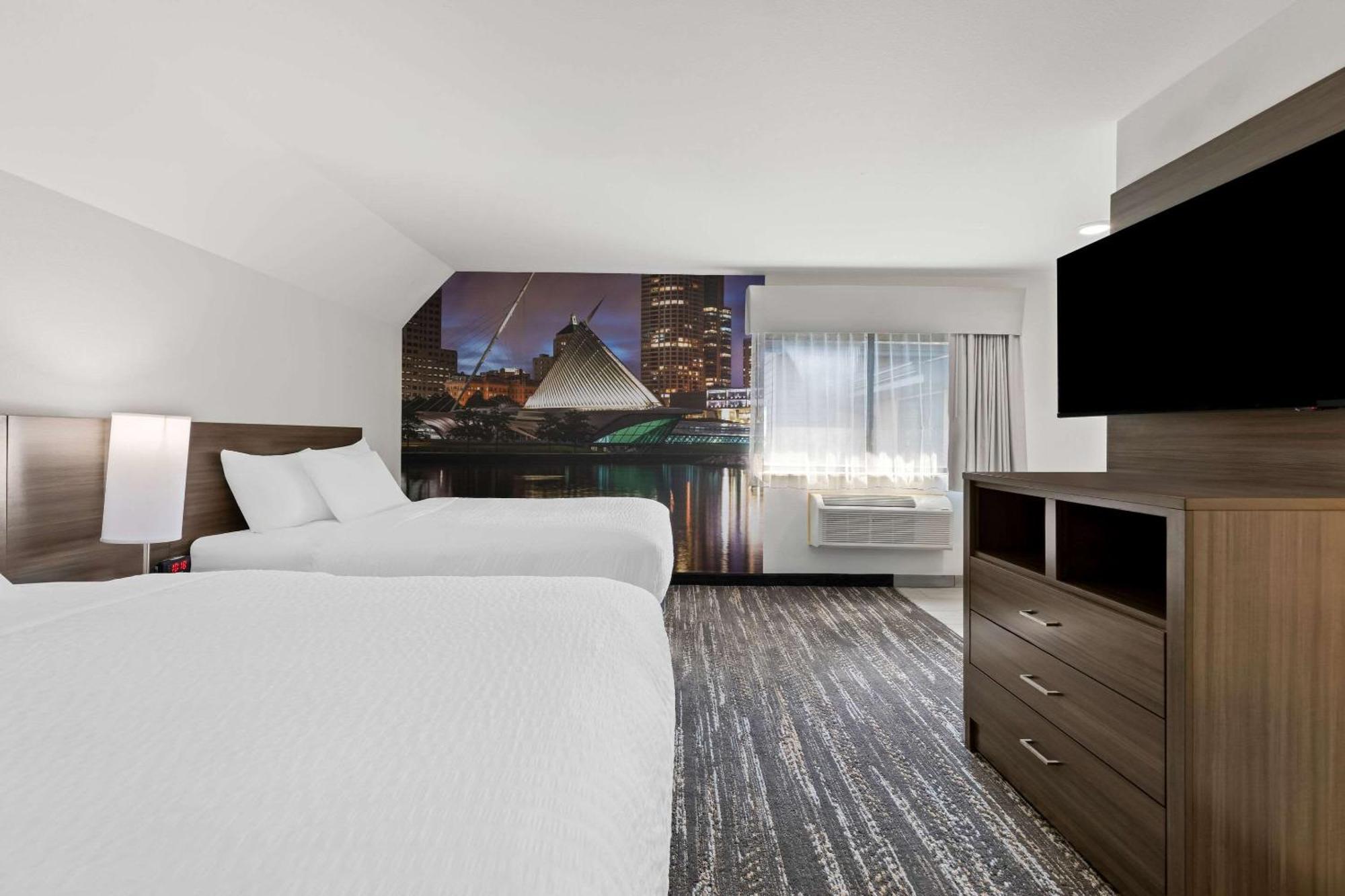 Clarion Pointe Hotell Milwaukee Eksteriør bilde