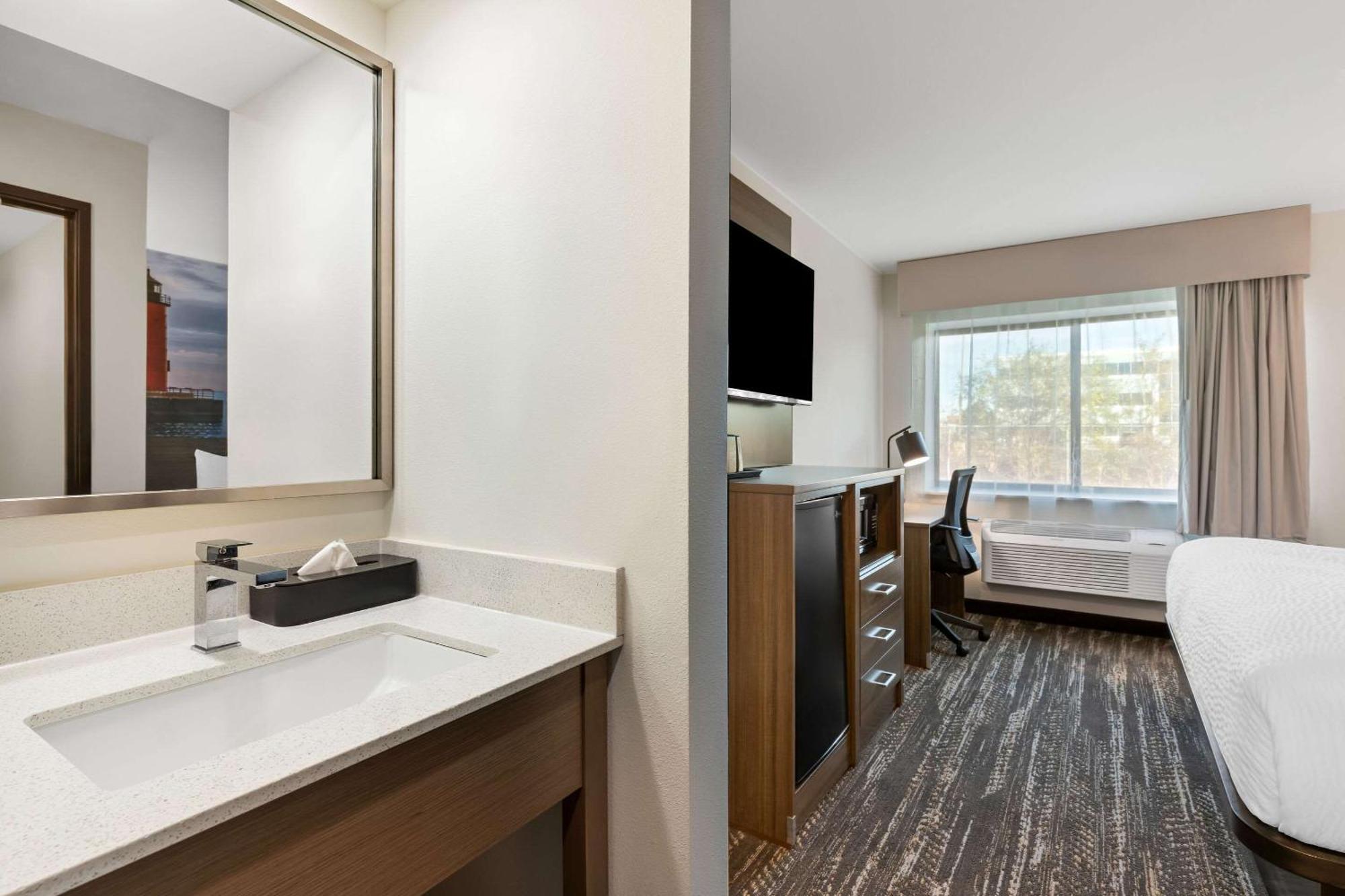 Clarion Pointe Hotell Milwaukee Eksteriør bilde